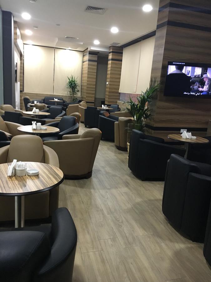 Al Muhanna Plaza Luxury Apartments Kuwait City Exterior foto